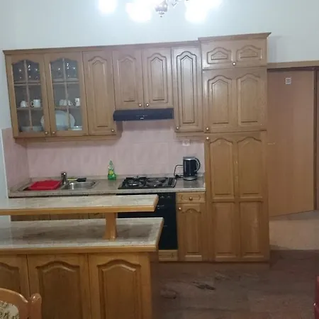 Lucija Apartment *