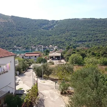 Lucija *